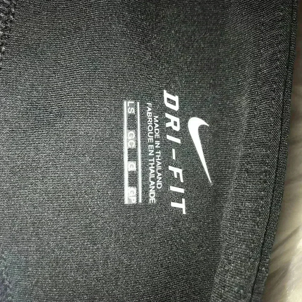 NIKE LARGE /SHORT PANTS BLACK - Picture 6 of 7
